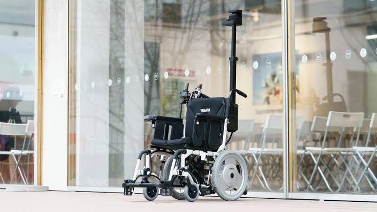 xMove automated wheelchair enhancing mobility