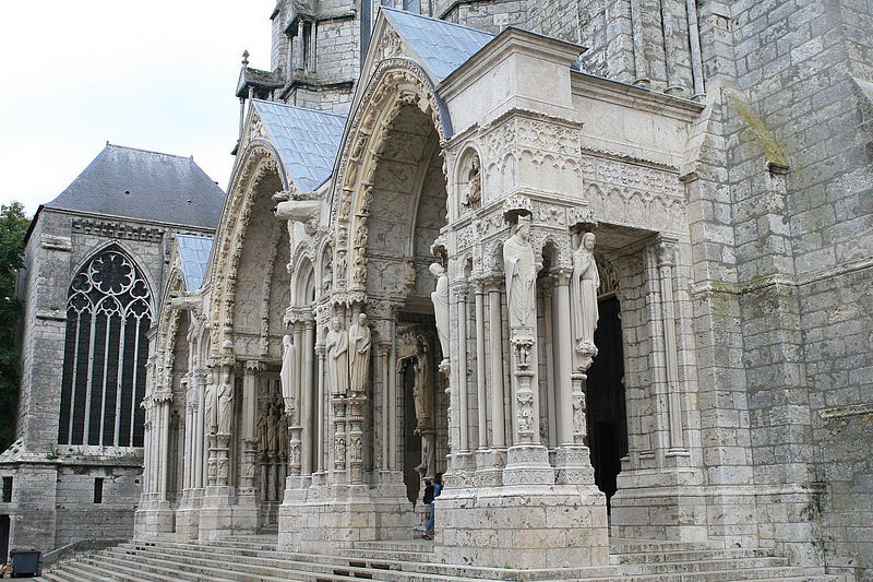 Chartres Cathedral with Ark inscription