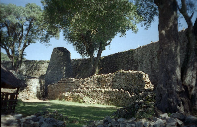 Great Zimbabwe ruins linked to the Ark