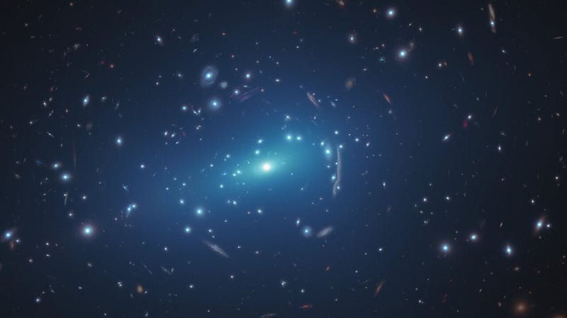 Hubble and VLT capture insights on galaxy clusters.