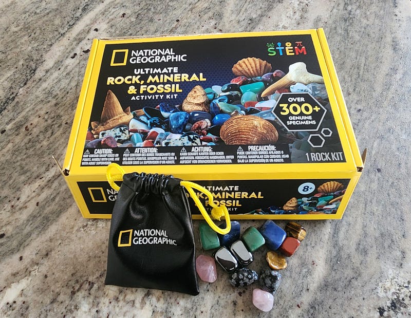 Rock, Mineral & Fossil Activity Kit